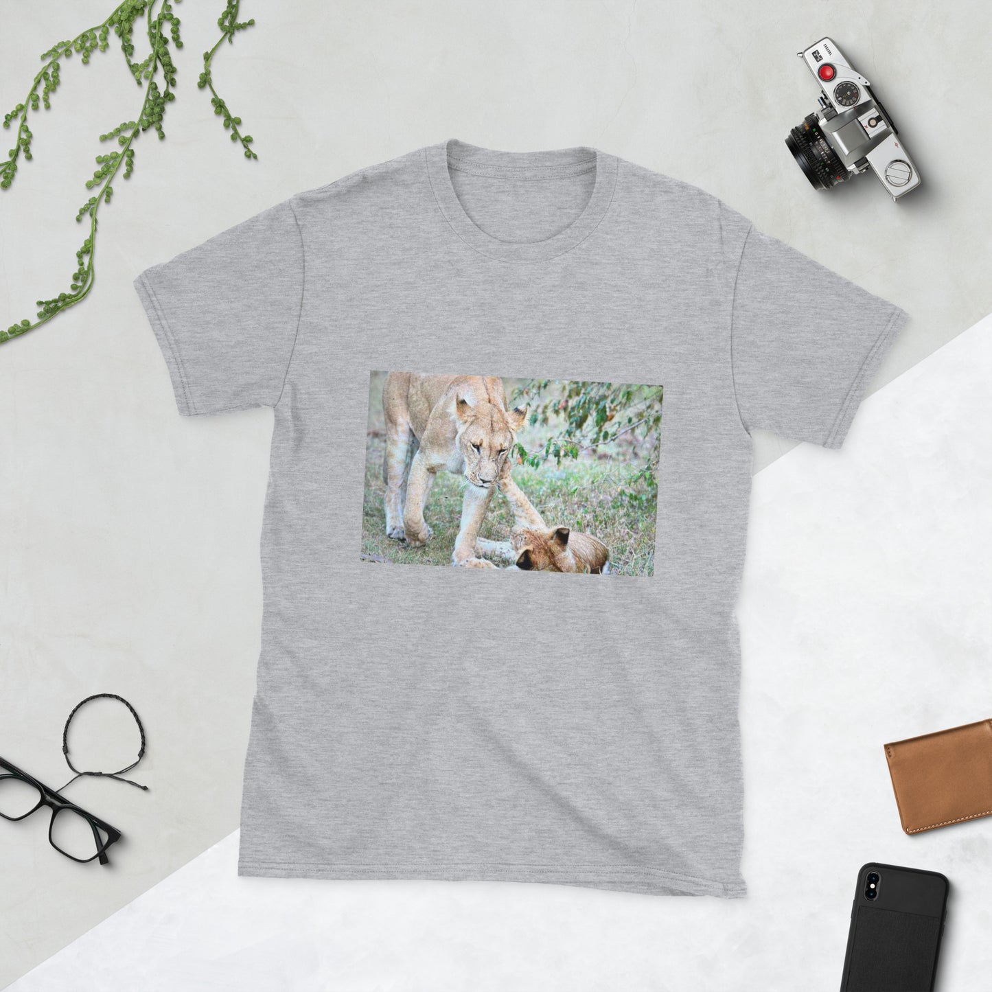 Kenya Creatures 2 Short-Sleeve Unisex T-Shirt