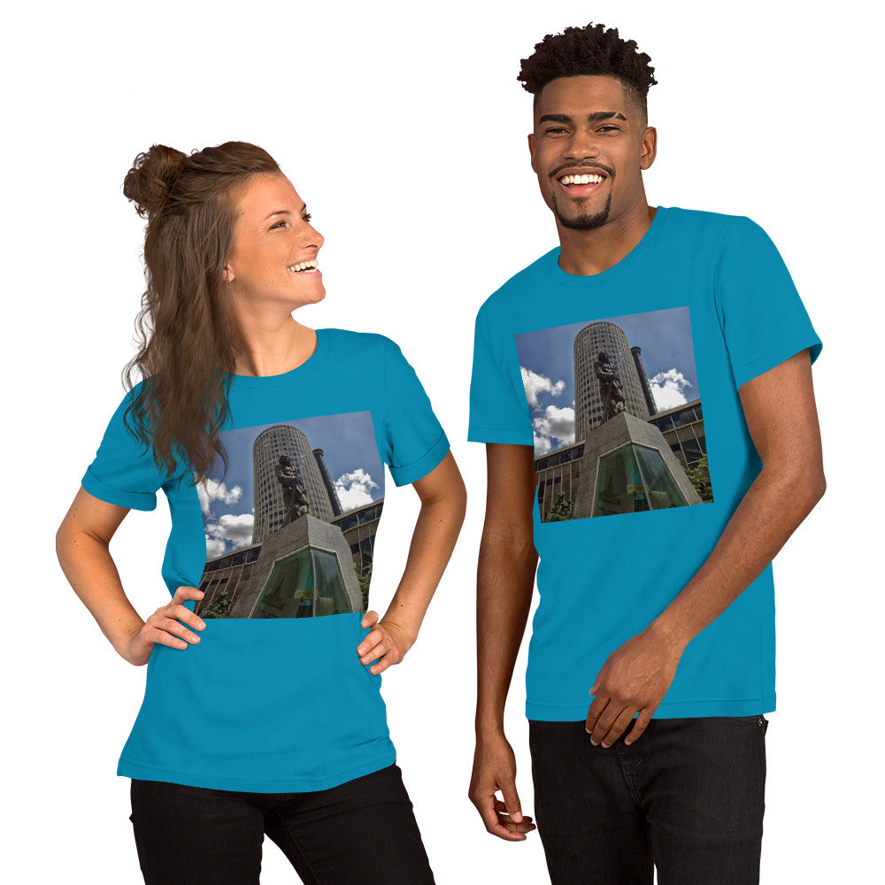 Kenya  Statue Unisex t-shirt