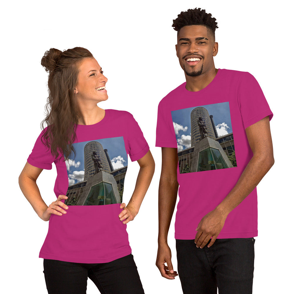 Kenya  Statue Unisex t-shirt