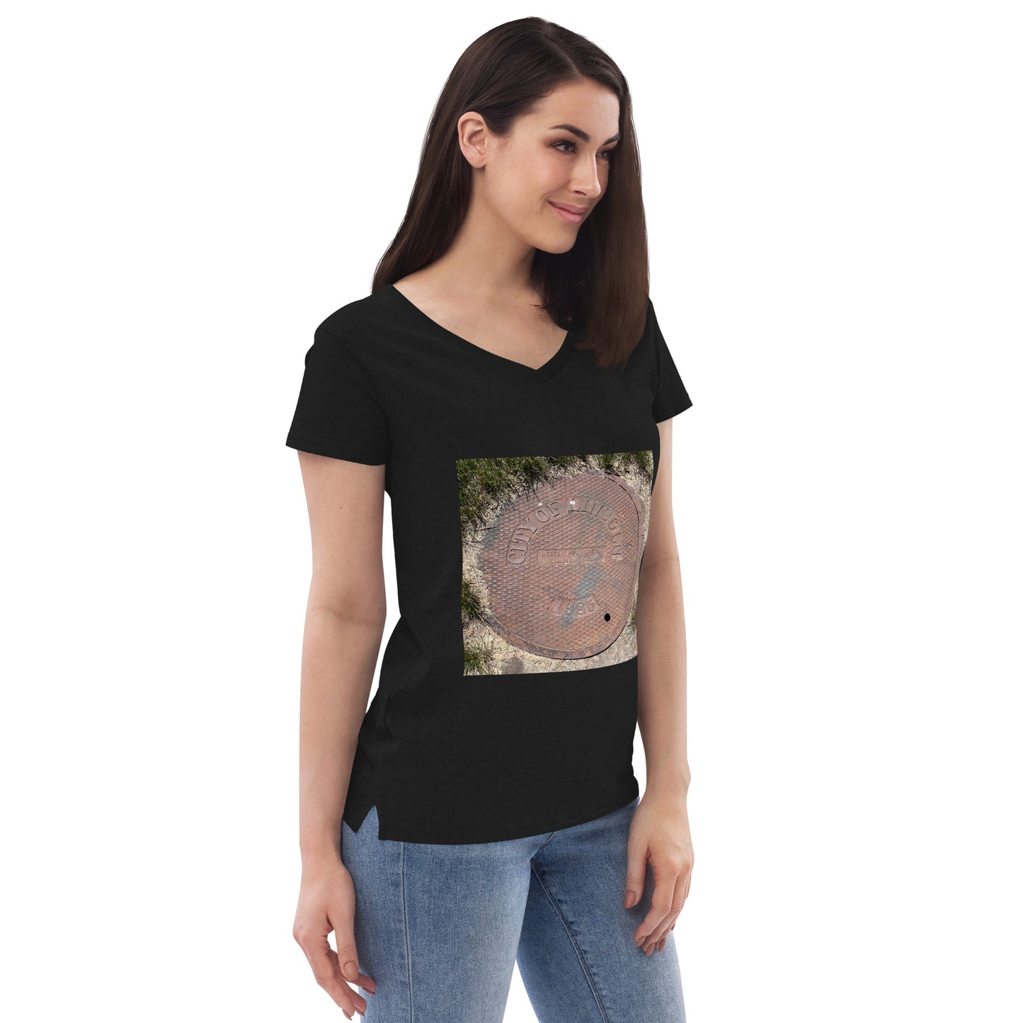 Lincoln Women’s recycled v-neck t-shirt